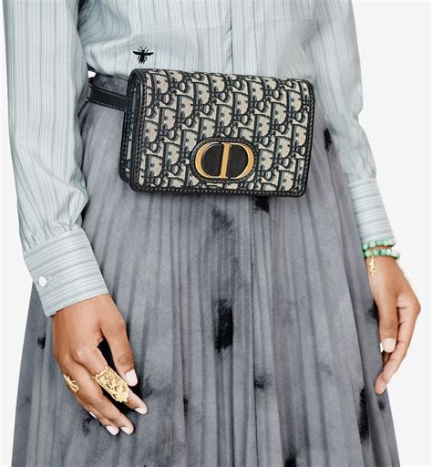 dior 2-in-1 30 montaigne pouch blue dior oblique jacquard women|30 Montaigne Pouch Blue Dior Oblique Jacquard.